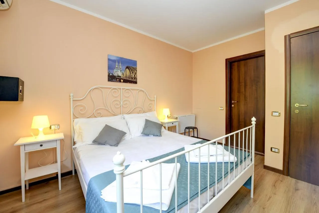 A.G. Holiday Hotel Sirmione Italia