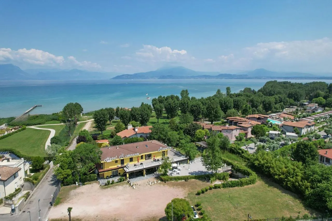 A.G. Holiday Hotel Sirmione 0*,  Italien